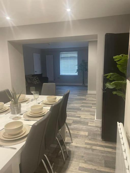 Rivendell Modern 2 Bedroom Apartment In St Peters Village Sleeps 6 Broadstairs Εξωτερικό φωτογραφία