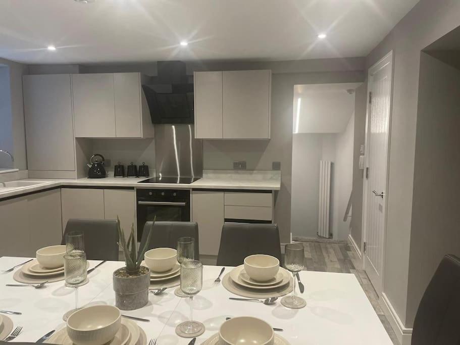 Rivendell Modern 2 Bedroom Apartment In St Peters Village Sleeps 6 Broadstairs Εξωτερικό φωτογραφία